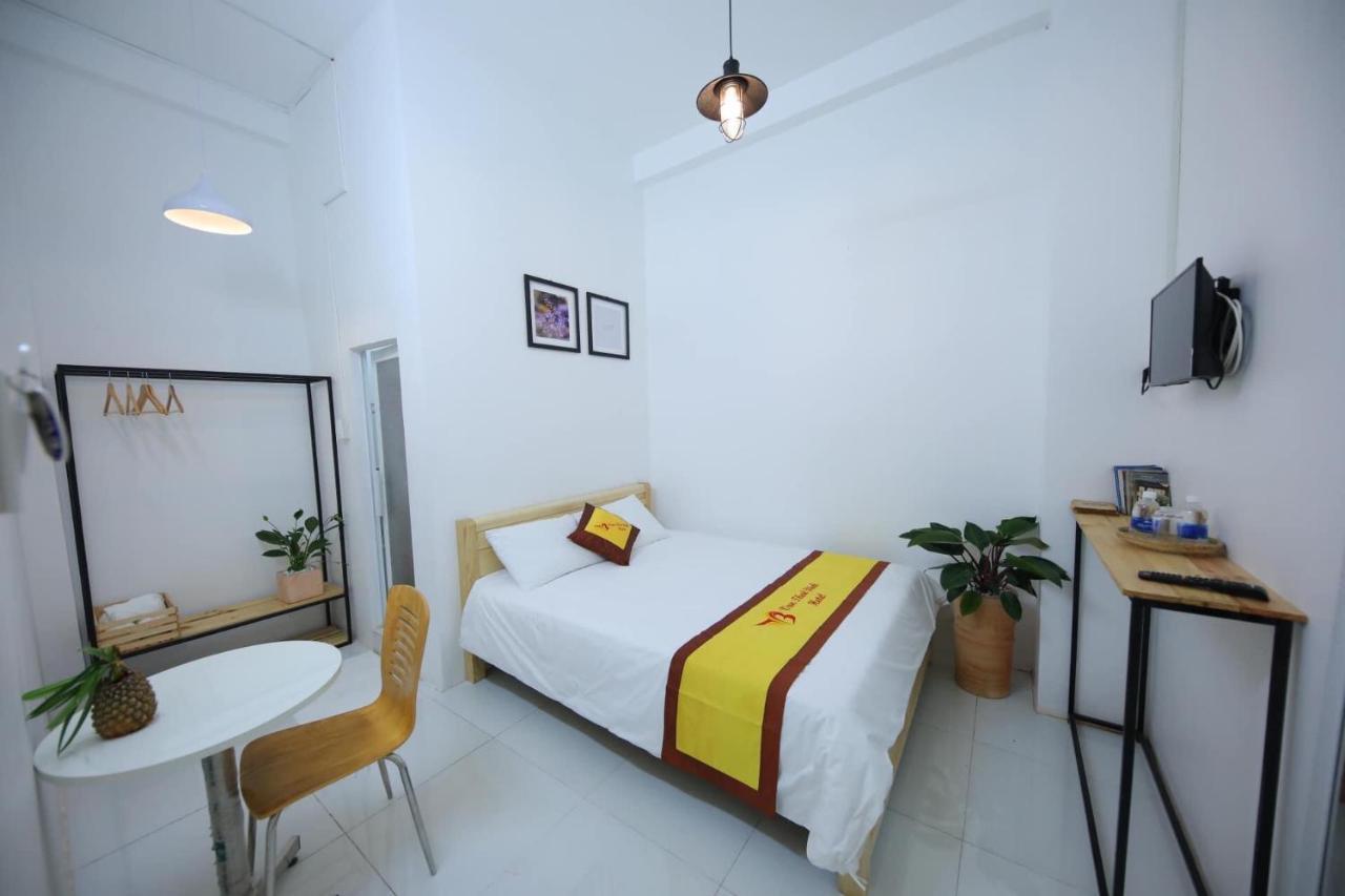 Hotel Van Thai Binh Tra Vinh Exterior photo